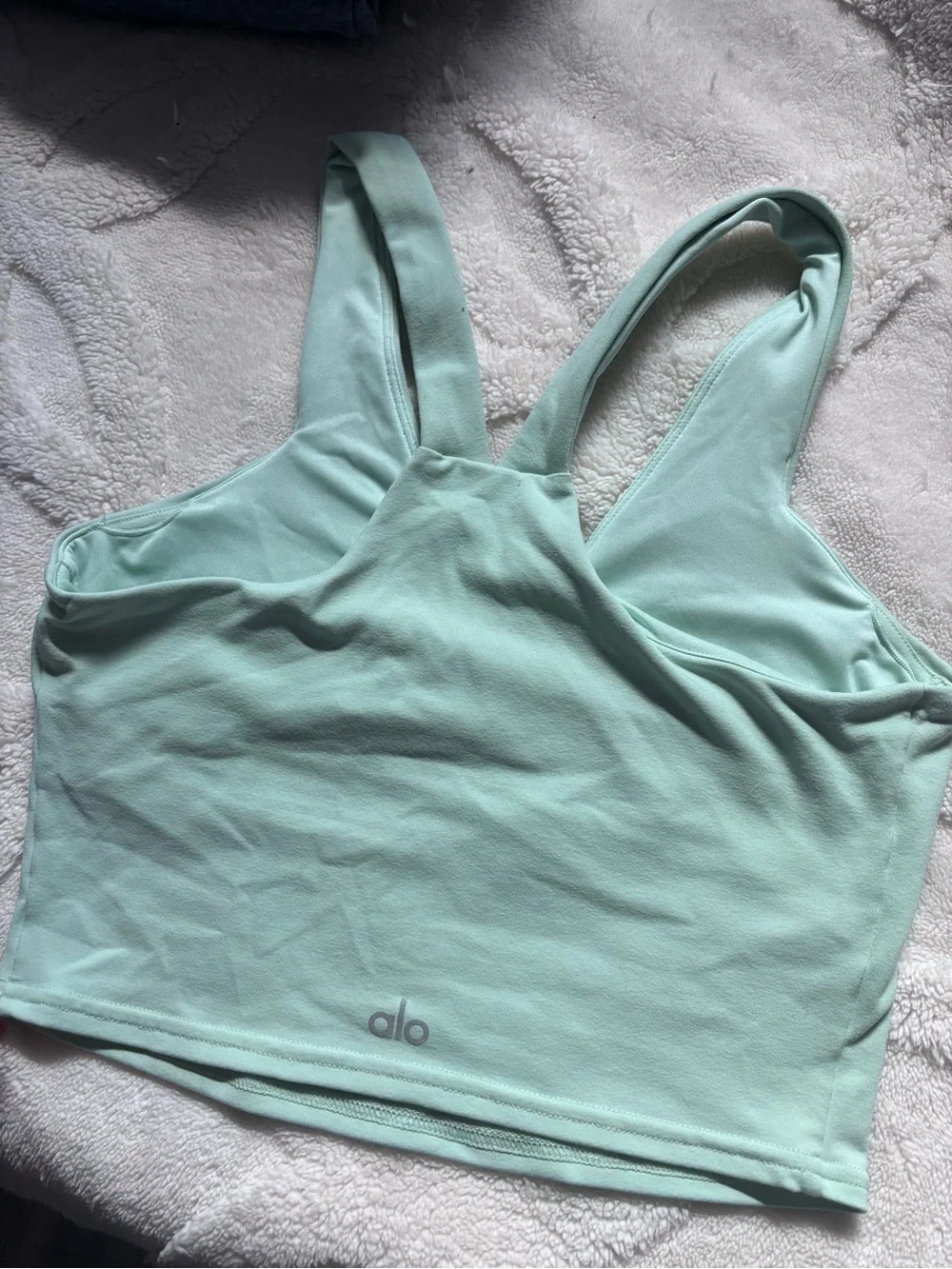 ALO Yoga Mint Green V-Neck Sports Bra - Picture 4 of 4